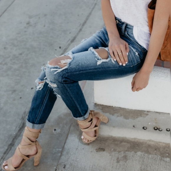 Last pair!❤️ 3XHP🌟Distressed Boyfriend Jeans - Picture 2 of 4